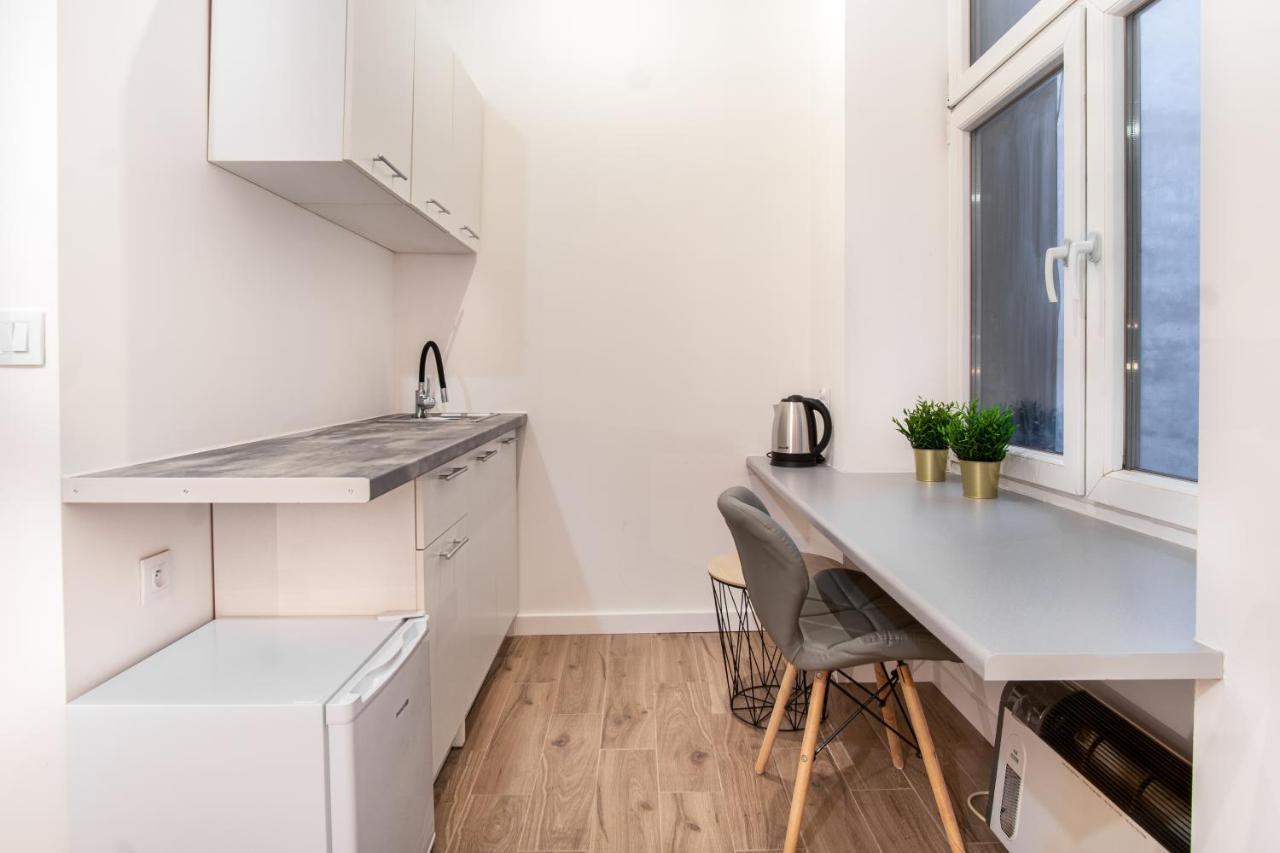 Dream Aparts - Studio Przy Piotrkowskiej Lodz  Luaran gambar